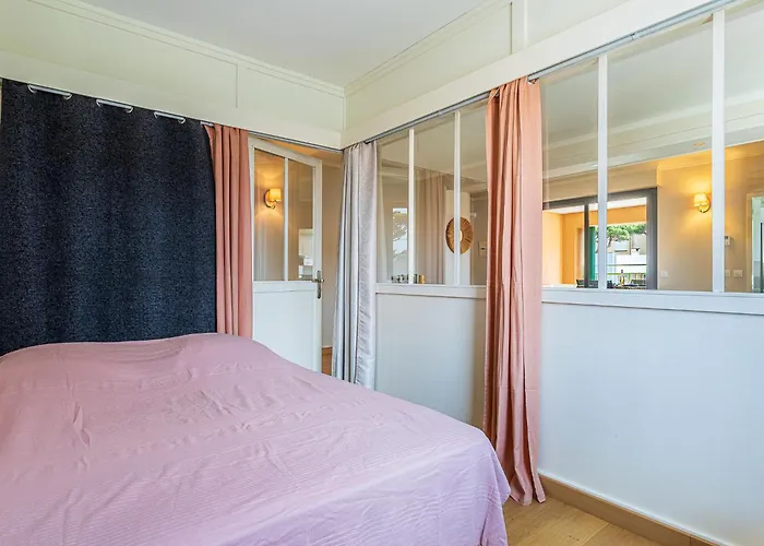 Les Lantanas By Interhome Hyères