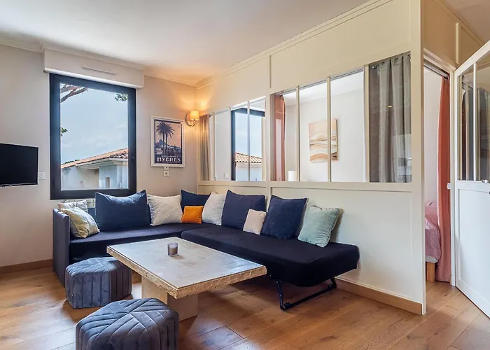 Les Lantanas By Interhome Hyères